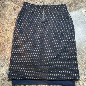 Maeve Anthropologie hannon textured pencil skirt sz 4 back to office? School? Ch